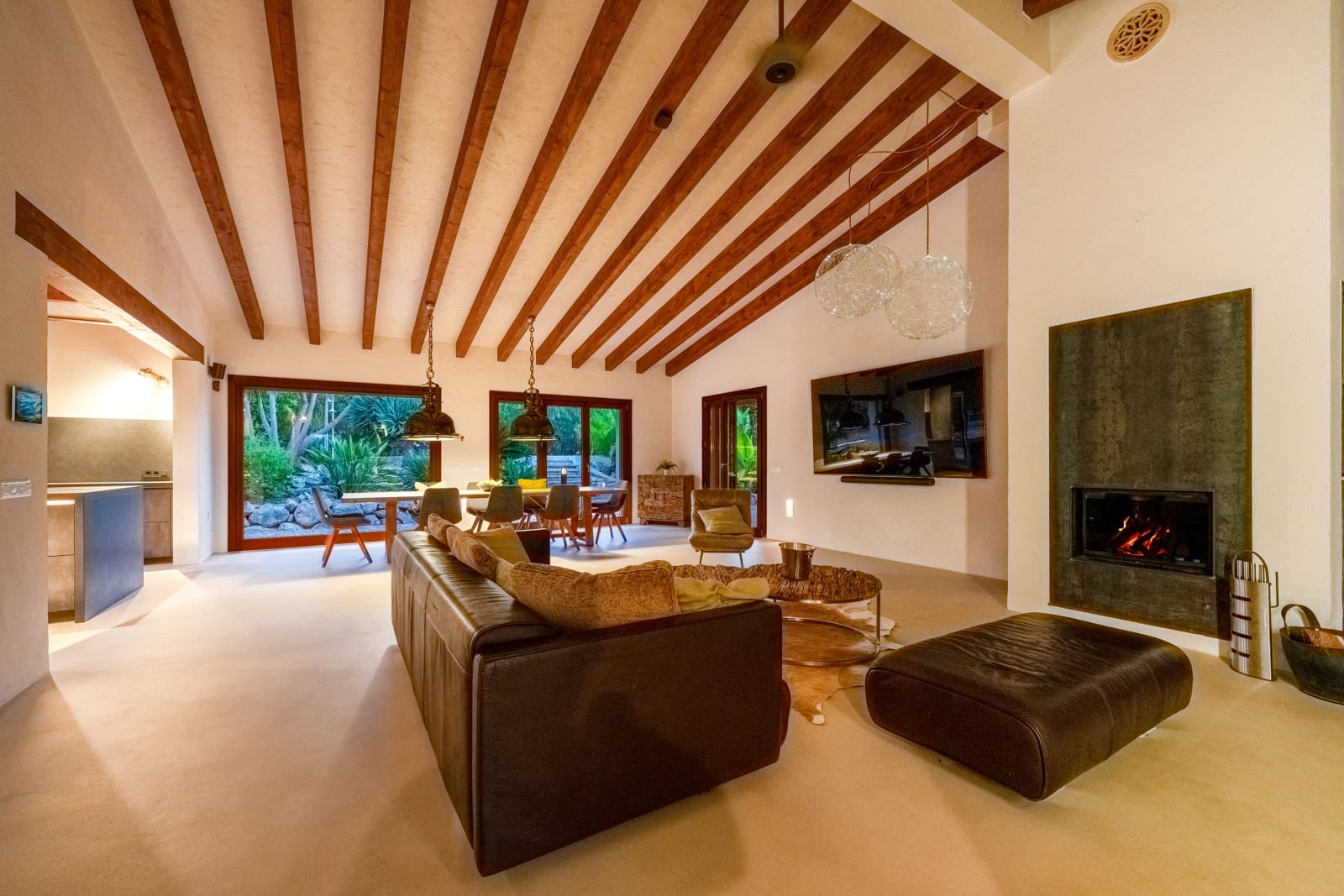 5 soveværelse Finca/Landehus til salg i Arta med swimmingpool - € 2.950.000 (Ref: 9219015)