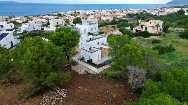 Undeveloped Land for sale in Colonia de Sant Pere / Colonia de San Pedro, Artà - € 235,000 (Ref: 9235028)