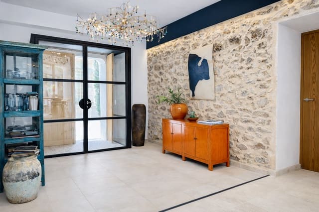 3 chambre Maison de Ville à vendre à Artà avec piscine garage - 1 690 000 € (Ref: 9314417)