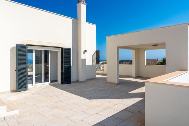 Villa/Maison de 4 chambres à louer à Colonia de Sant Pere / Colonia de San Pedro, Artà avec piscine garage - 3 900 € (Ref: 9357688)