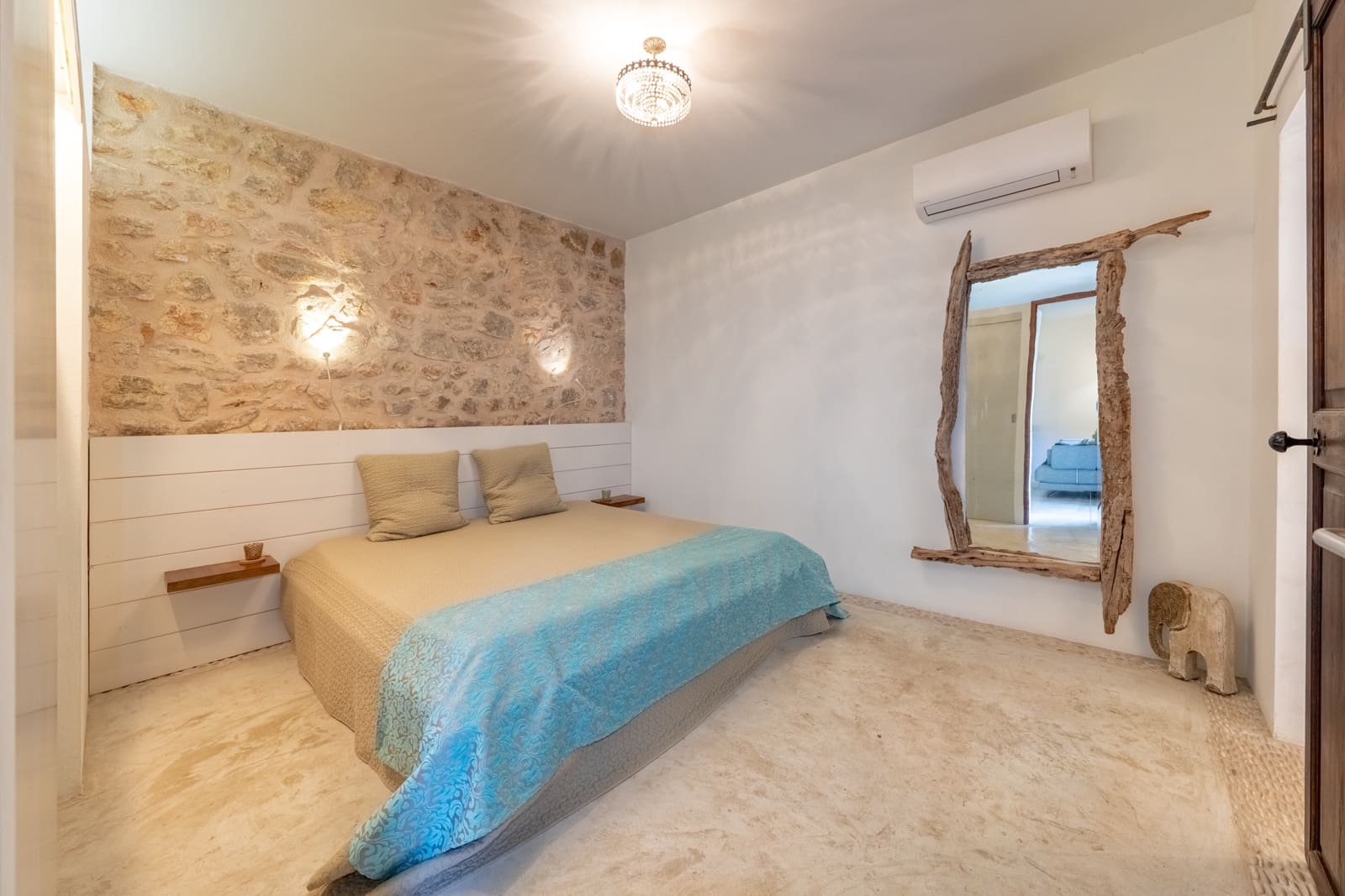 2 bedroom Townhouse for sale in Sant Llorenc des Cardassar with pool garage - € 785,000 (Ref: 9426733)