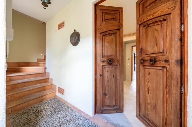 2 soveværelse Byhus til salg i Sant Llorenç des Cardassar med swimmingpool garage - € 785.000 (Ref: 9426733)