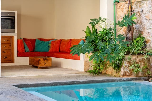 2 soveværelse Byhus til salg i Sant Llorenç des Cardassar med swimmingpool garage - € 785.000 (Ref: 9426733)