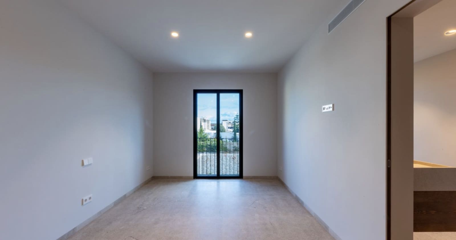 4 sypialnia Willa na sprzedaż w Ses Salines z basenem garażem - 2 500 000 € (Ref: 9470746)