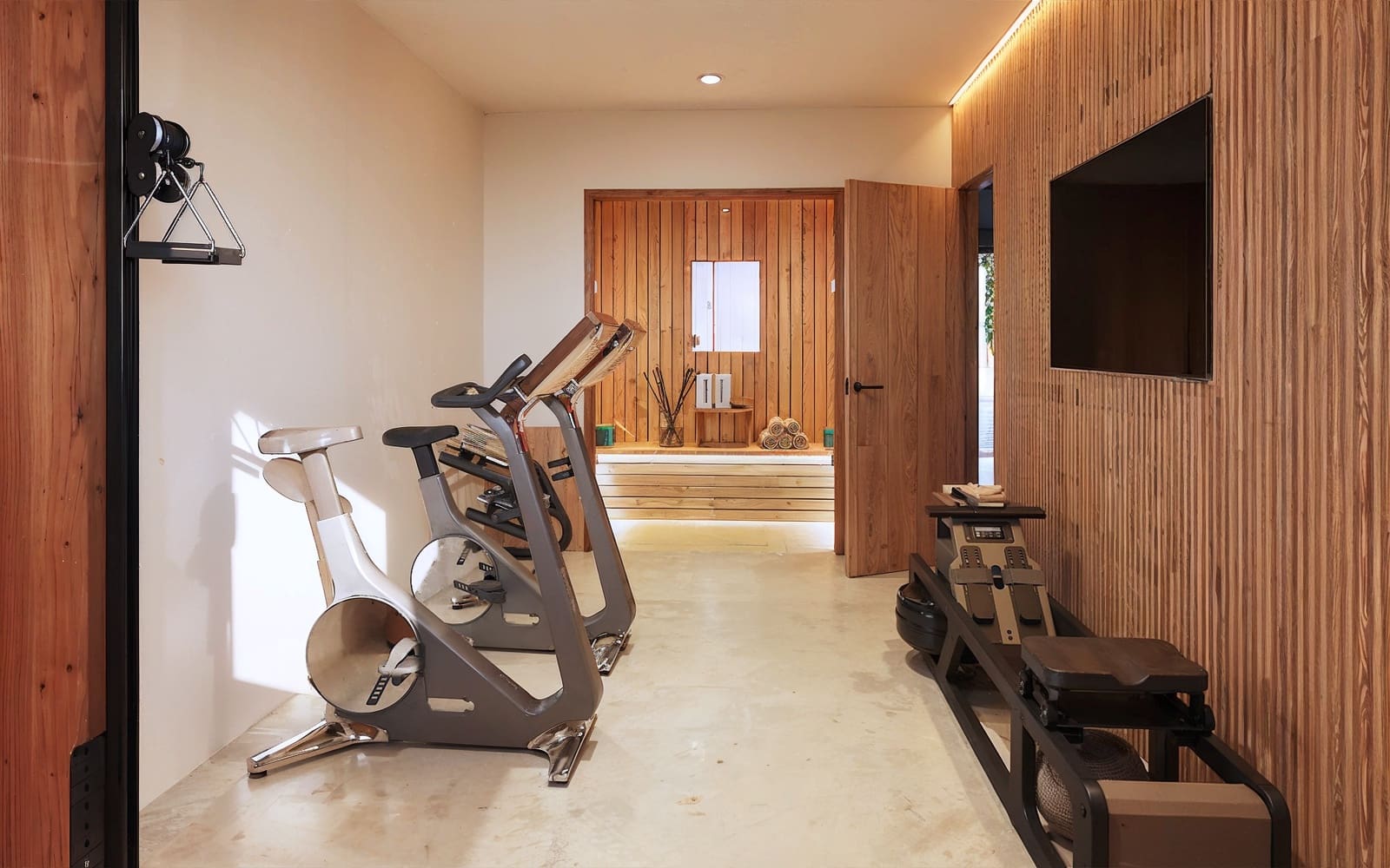 5 bedroom Townhouse for sale in Ses Salines with pool garage - € 3,600,000 (Ref: 9470748)