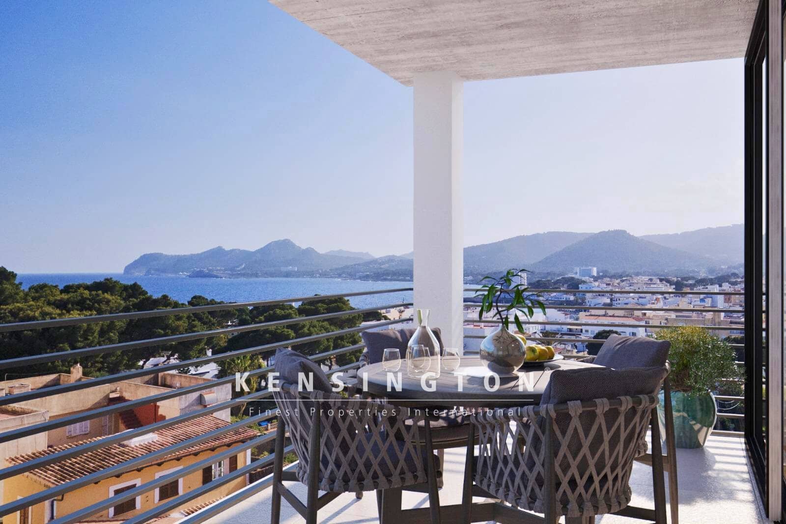 2 bedroom Apartment for sale in Cala Ratjada with pool garage - € 517,000 (Ref: 9479457)