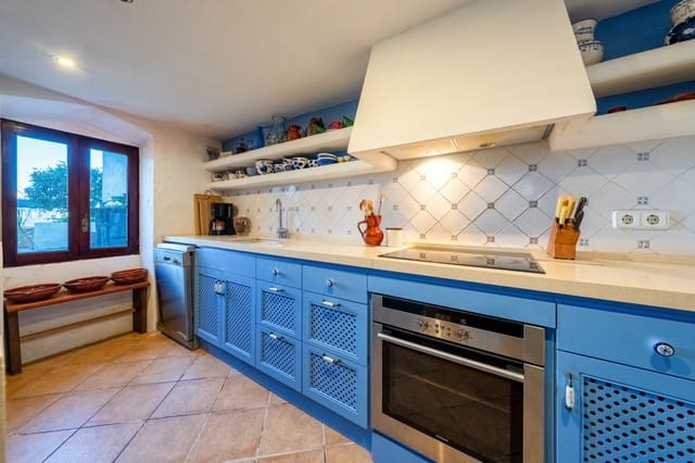 3 soveværelse Byhus til salg i Capdepera - € 740.000 (Ref: 9485384)