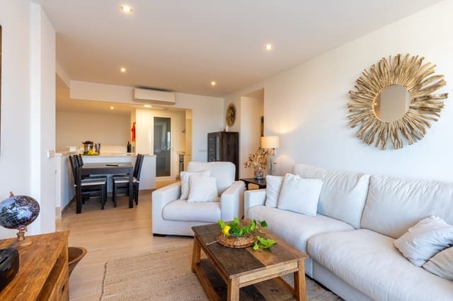 3 bedroom Apartment for sale in Colonia de Sant Pere / Colonia de San Pedro, Artà with pool - € 635,000 (Ref: 9506367)