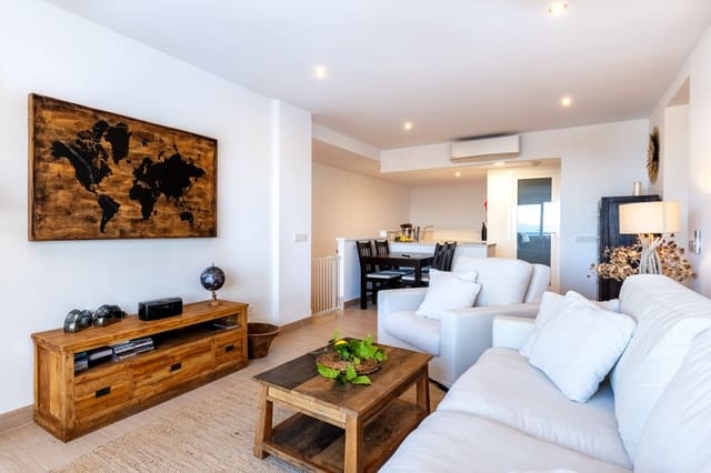 3 bedroom Apartment for sale in Colonia de Sant Pere / Colonia de San Pedro, Artà with pool - € 635,000 (Ref: 9506367)