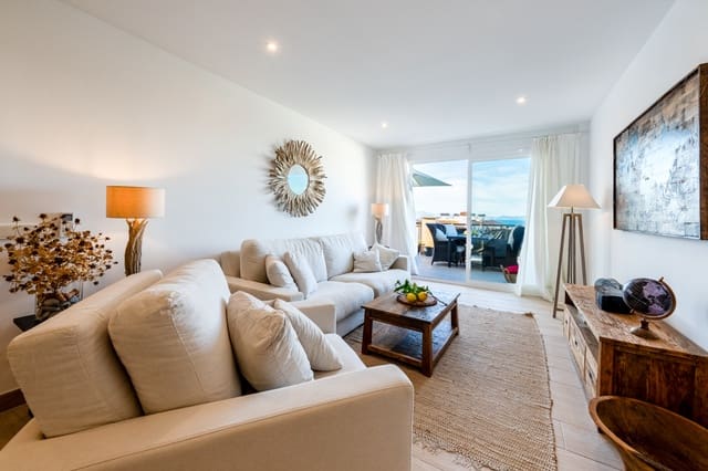 3 bedroom Apartment for sale in Colonia de Sant Pere / Colonia de San Pedro, Artà with pool - € 635,000 (Ref: 9506367)