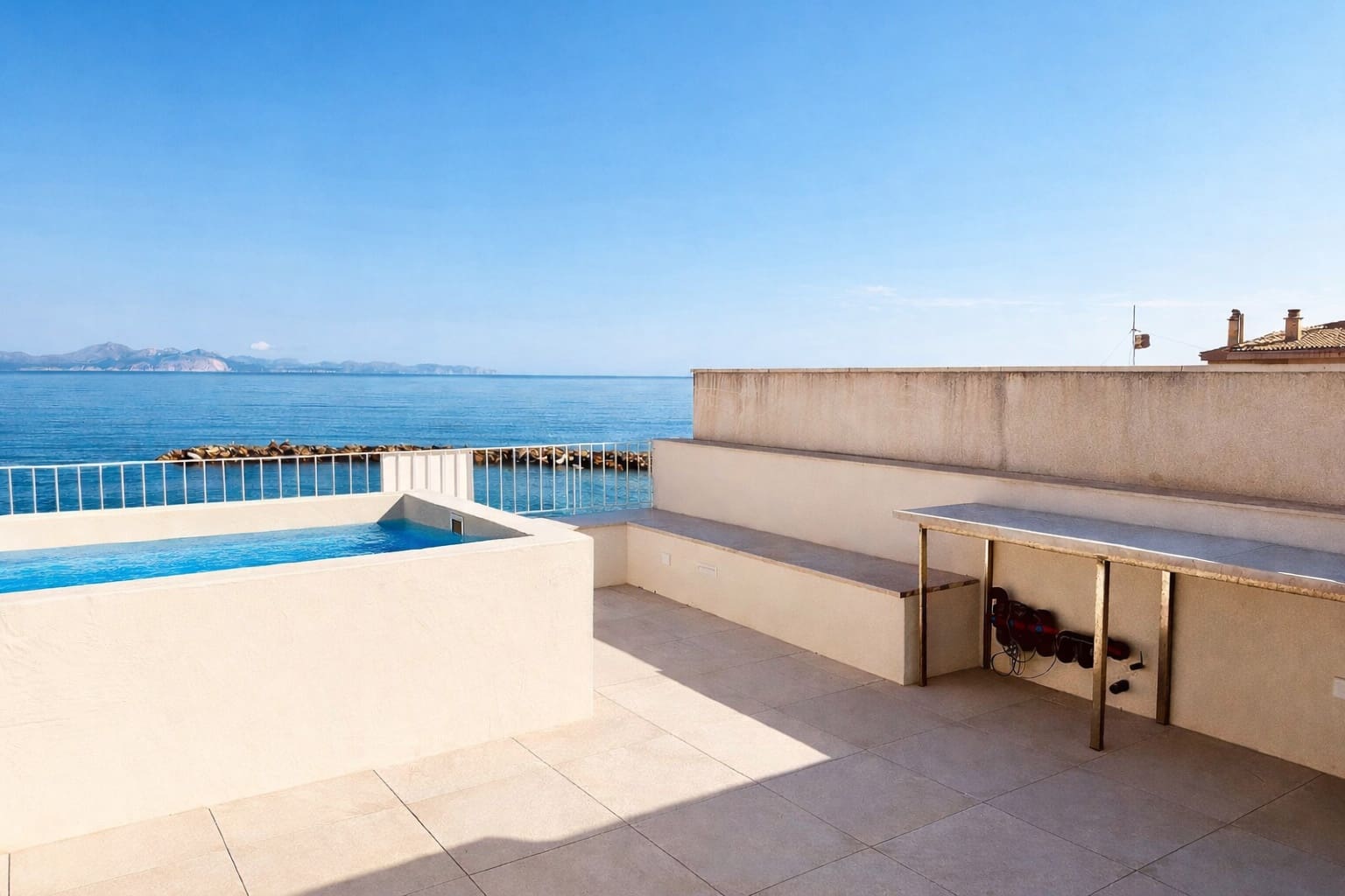 2 bedroom Apartment for sale in Colonia de Sant Pere / Colonia de San Pedro with pool - € 1,495,000 (Ref: 9537106)