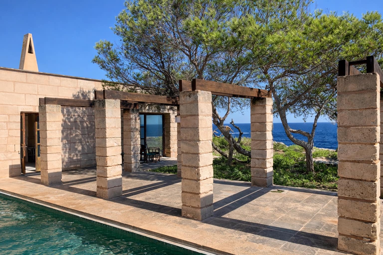 4 slaapkamer Villa te koop in Porto Petro met zwembad - € 6.500.000 (Ref: 9559081)