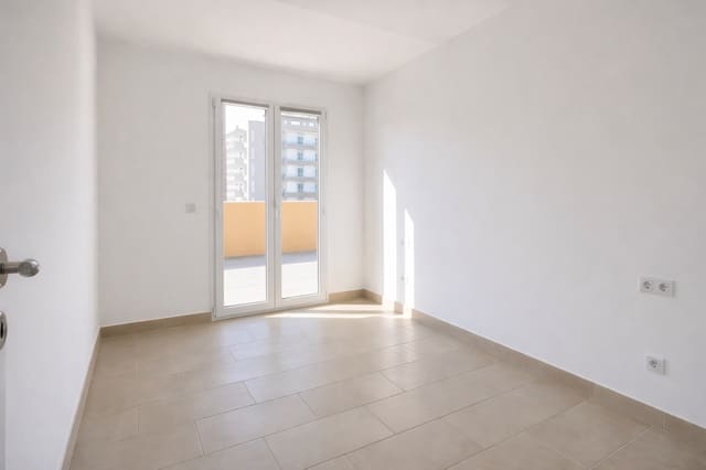 Apartamento de 2 habitaciones en Cala Millor, Son Servera en venta con garaje - 499.000 € (Ref: 9598049)