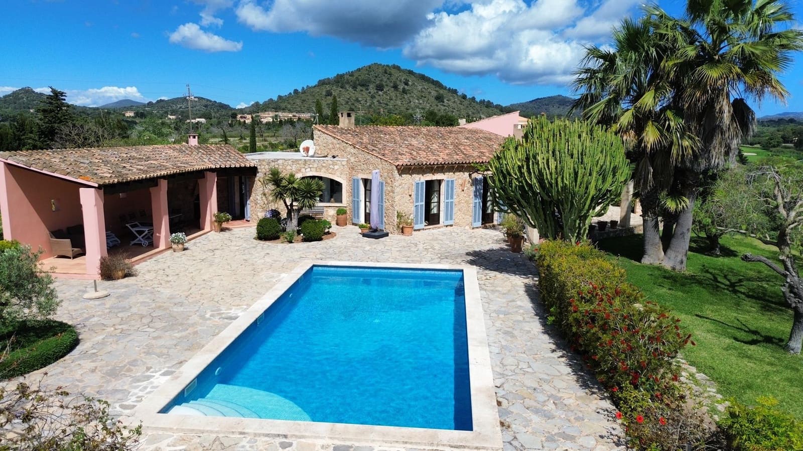 4 bedroom Finca/Country House for sale in Son Servera with pool - € 2,475,000 (Ref: 9657836)