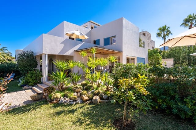 Chalet de 4 habitaciones en Colonia de Sant Pere / Colonia de San Pedro, Artà en venta con piscina - 2.295.000 € (Ref: 9662205)