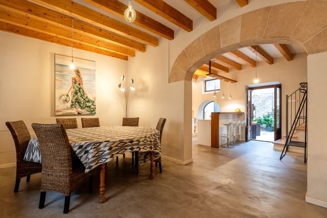 6 soverom Hus til salgs i Artà med svømmebasseng - € 1 520 000 (Ref: 9708028)