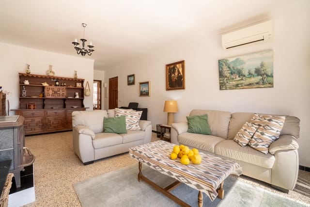 5 soverom Villa til salgs i Cala Mesquida, Capdepera med svømmebasseng garasje - € 1 475 000 (Ref: 9812617)