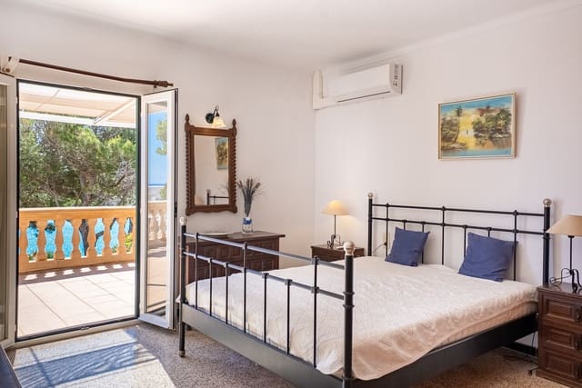 5 soverom Villa til salgs i Cala Mesquida, Capdepera med svømmebasseng garasje - € 1 475 000 (Ref: 9812617)