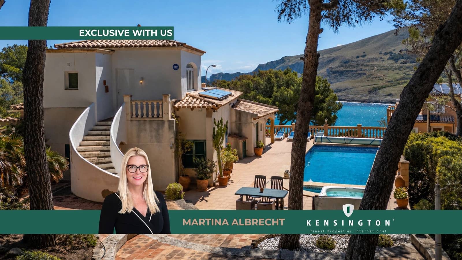 5 bedroom Villa for sale in Cala Mesquida with pool garage - € 1,475,000 (Ref: 9812617)