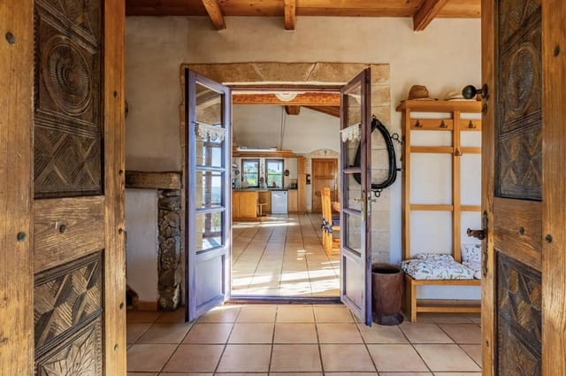 4 soverom Finca/Herregård til salgs i Sant Llorenç des Cardassar med svømmebasseng - € 1 849 000 (Ref: 9829628)
