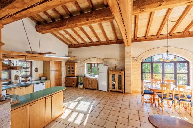 4 soverom Finca/Herregård til salgs i Sant Llorenç des Cardassar med svømmebasseng - € 1 849 000 (Ref: 9829628)