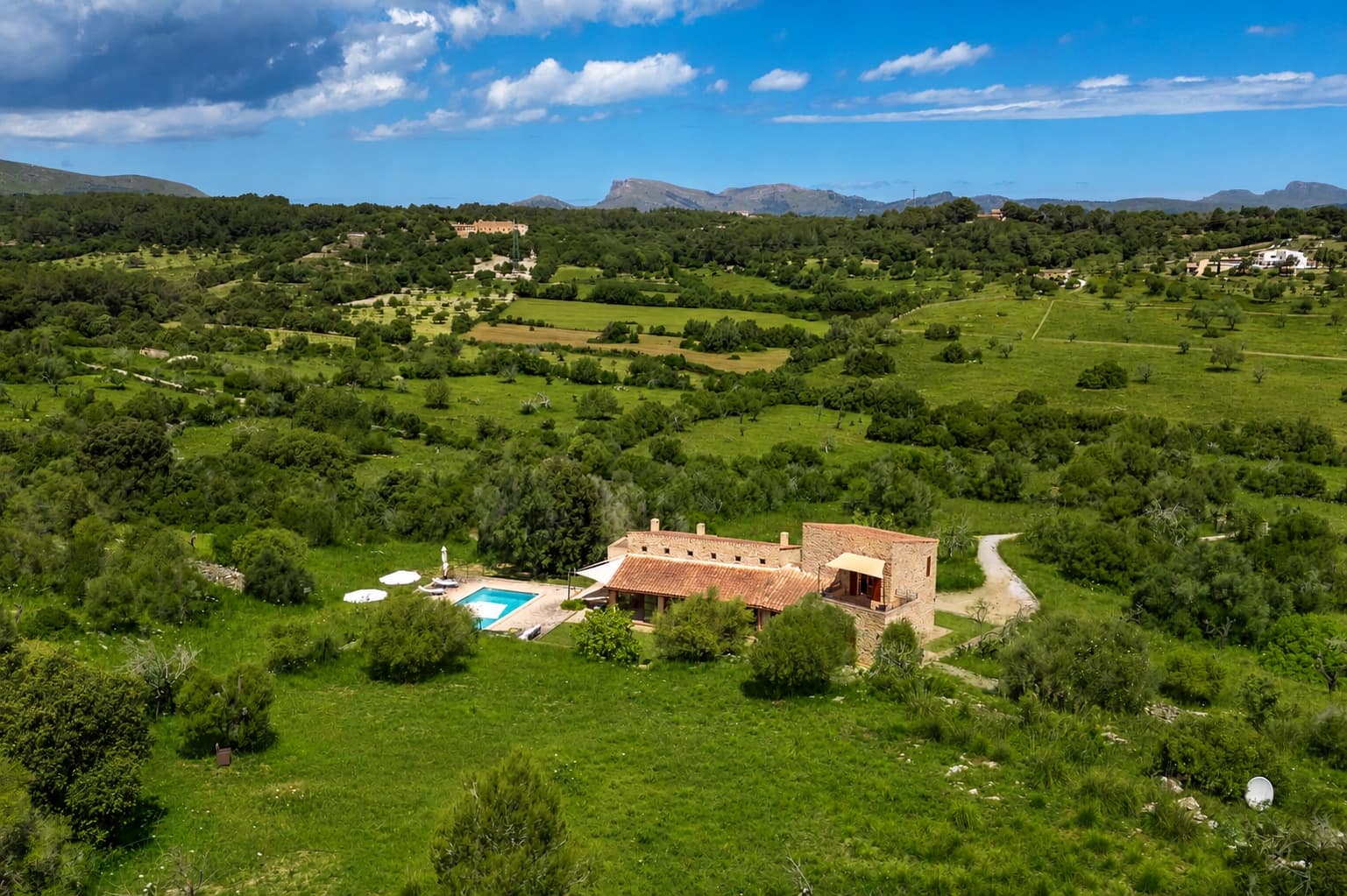 3 bedroom Finca/Country House for sale in Son Servera with pool - € 1,980,000 (Ref: 9861224)