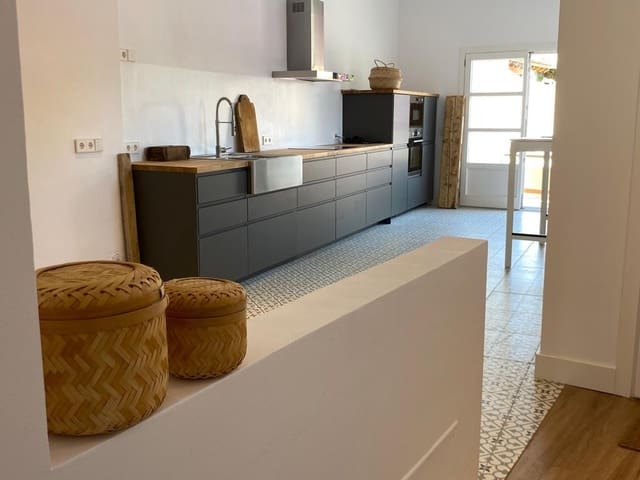 4 quarto Casa em Banda para venda em Son Servera - 635 000 € (Ref: 9894974)