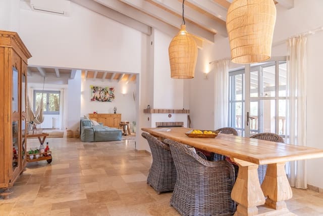 5 camera da letto Finca/Casa di Campagna in vendita in Cala Ratjada, Capdepera con piscina - 1.950.000 € (Rif: 9916376)
