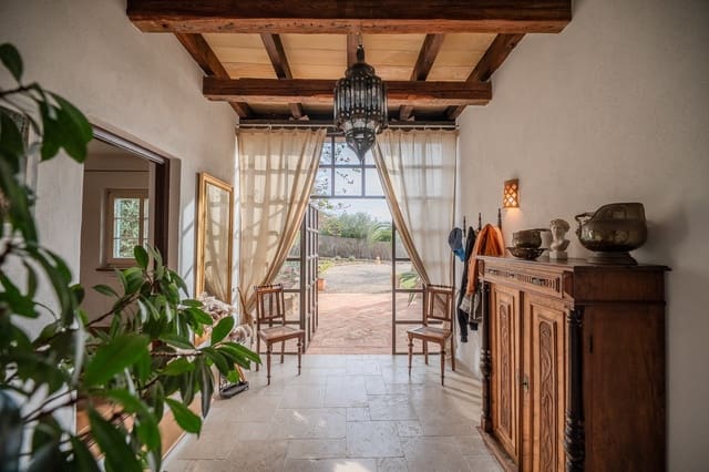 5 chambre Finca/Maison de Campagne à vendre à Manacor avec piscine - 1 950 000 € (Ref: 9932321)