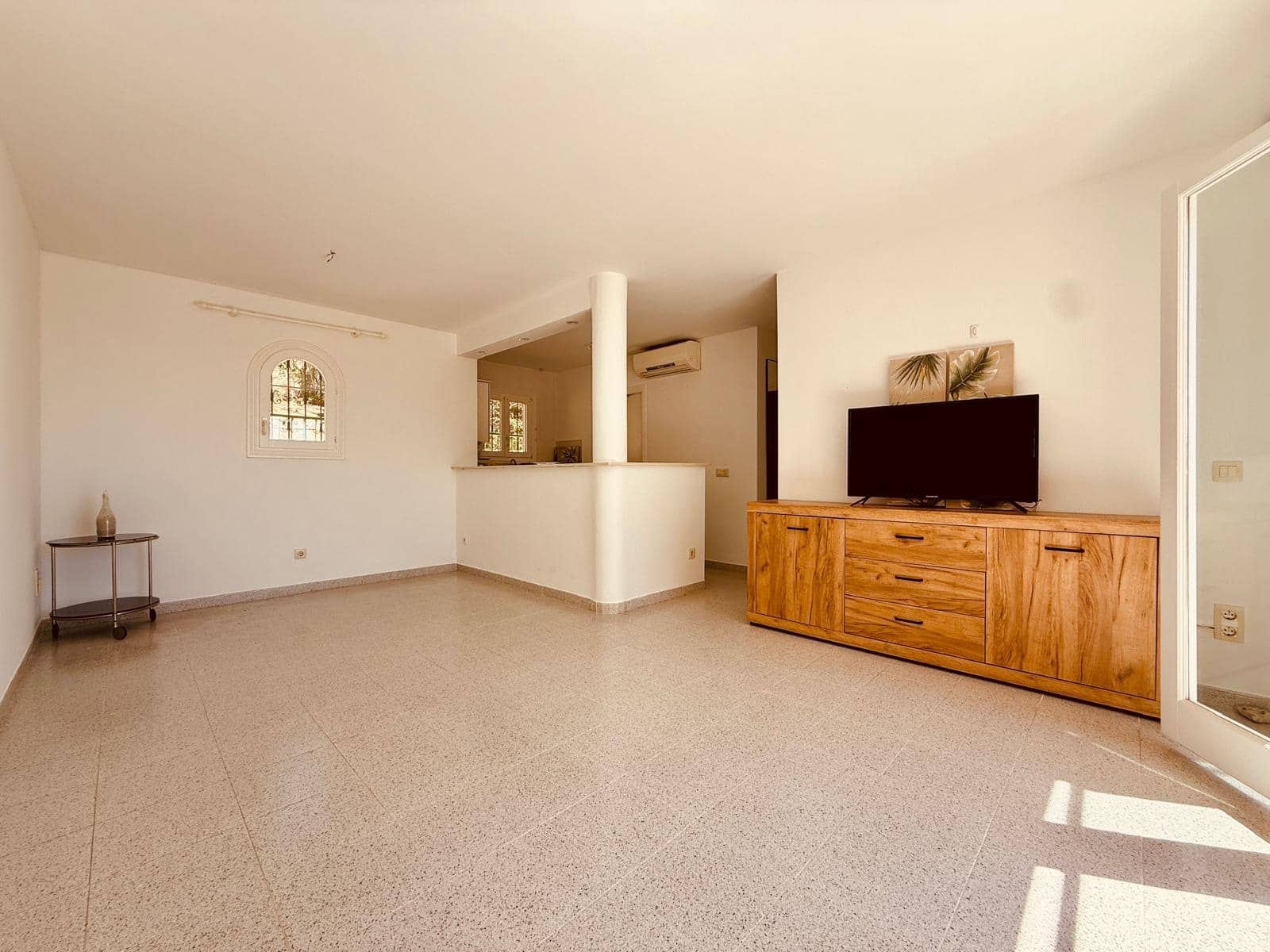 1 bedroom Apartment for sale in Font de Sa Cala / Font de La Cala with pool - € 350,000 (Ref: 9938970)