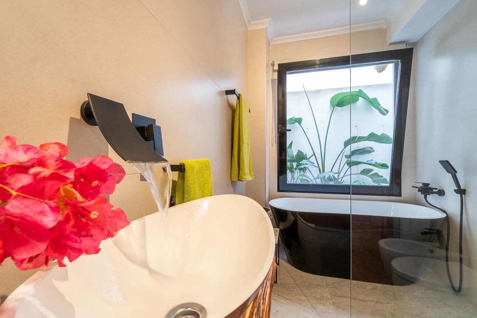 2 bedroom Apartment for sale in Playa Flamenca with pool garage - € 189,900 (Ref: 10000111)