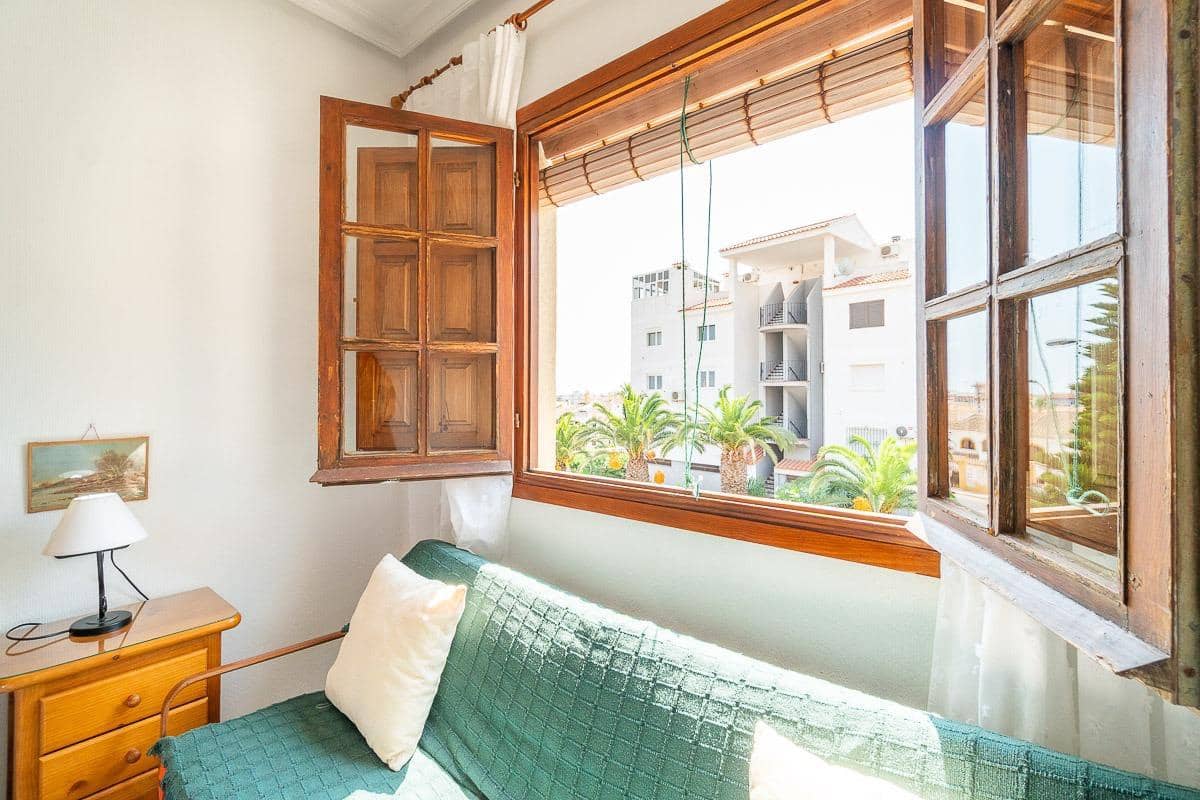 1 soveværelse Lejlighed til salg i Torrevieja med swimmingpool garage - € 149.000 (Ref: 10000112)