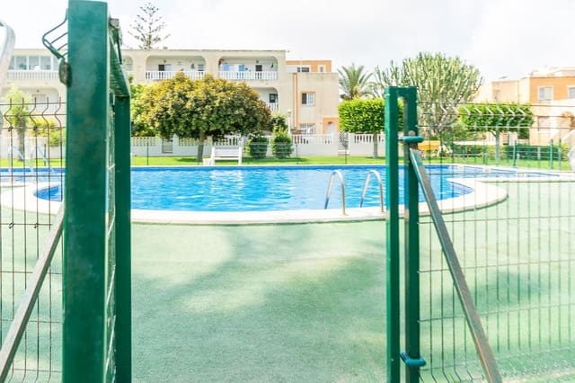 1 soveværelse Lejlighed til salg i Torreblanca, Torrevieja med swimmingpool garage - € 149.000 (Ref: 10000112)