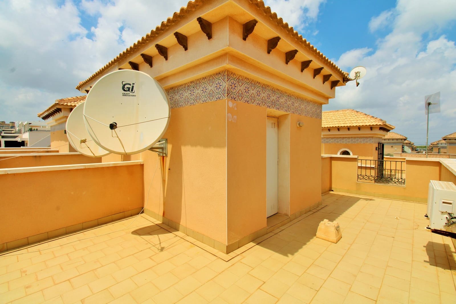 3 sovrum Hus till salu i Villamartin med pool garage - 199 950 € (Ref: 10025262)