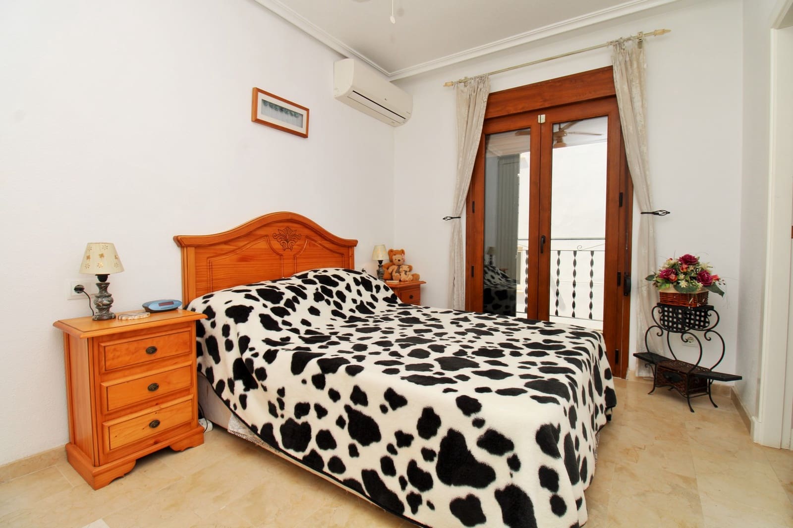 2 soverom Leilighet til salgs i Villamartin med svømmebasseng - € 184 950 (Ref: 10027860)