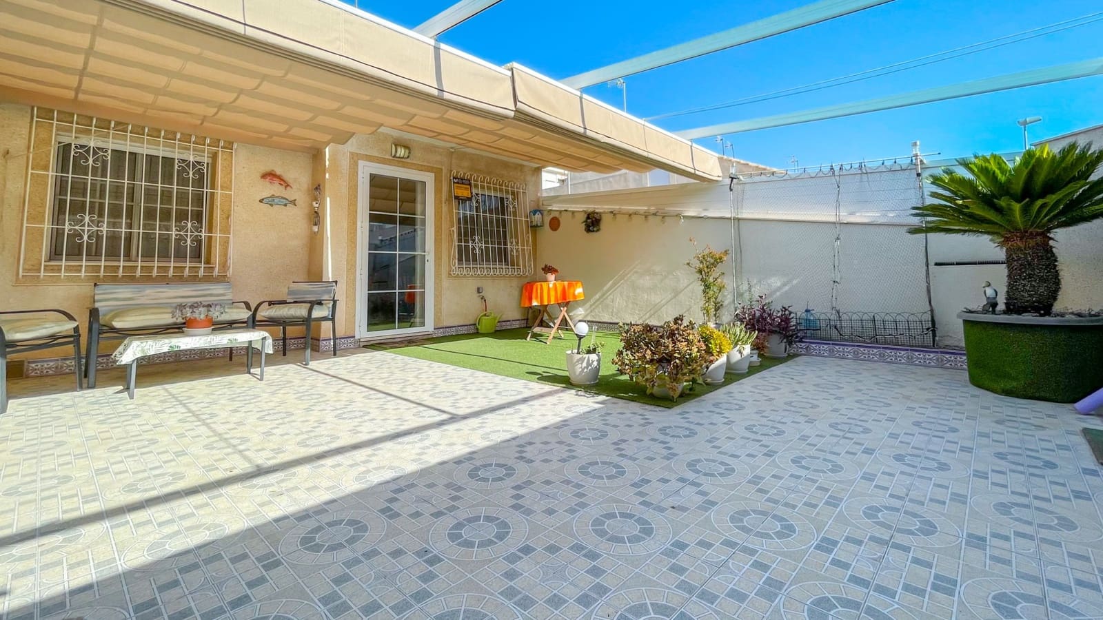 4 slaapkamer Villa te koop in Lo Pagan met garage - € 220.000 (Ref: 10027861)