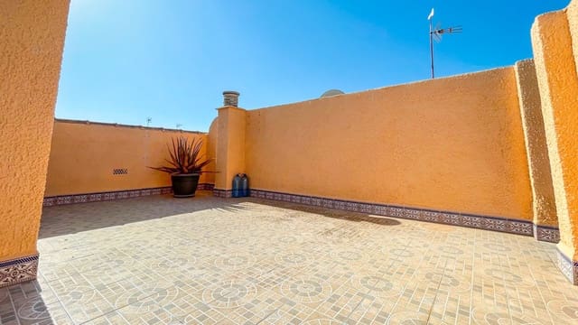 4 slaapkamer Villa te koop in Lo Pagan, San Pedro del Pinatar met garage - € 220.000 (Ref: 10027861)
