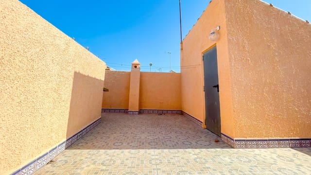 4 slaapkamer Villa te koop in Lo Pagan, San Pedro del Pinatar met garage - € 220.000 (Ref: 10027861)