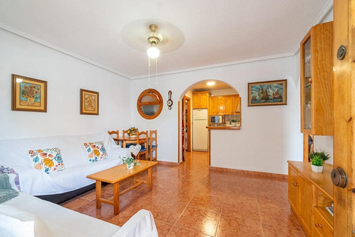 5 chambre Villa/Maison à vendre à Playa Flamenca avec piscine - 240 000 € (Ref: 10031610)