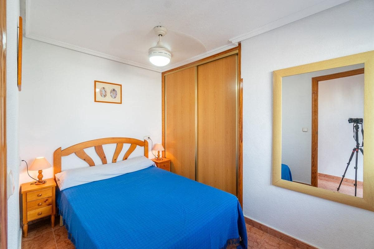 5 chambre Villa/Maison à vendre à Playa Flamenca avec piscine - 240 000 € (Ref: 10031610)