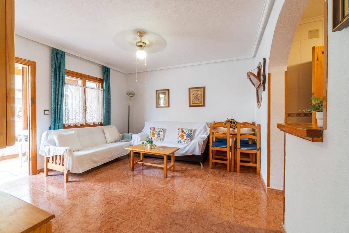 5 chambre Villa/Maison à vendre à Playa Flamenca avec piscine - 240 000 € (Ref: 10031610)