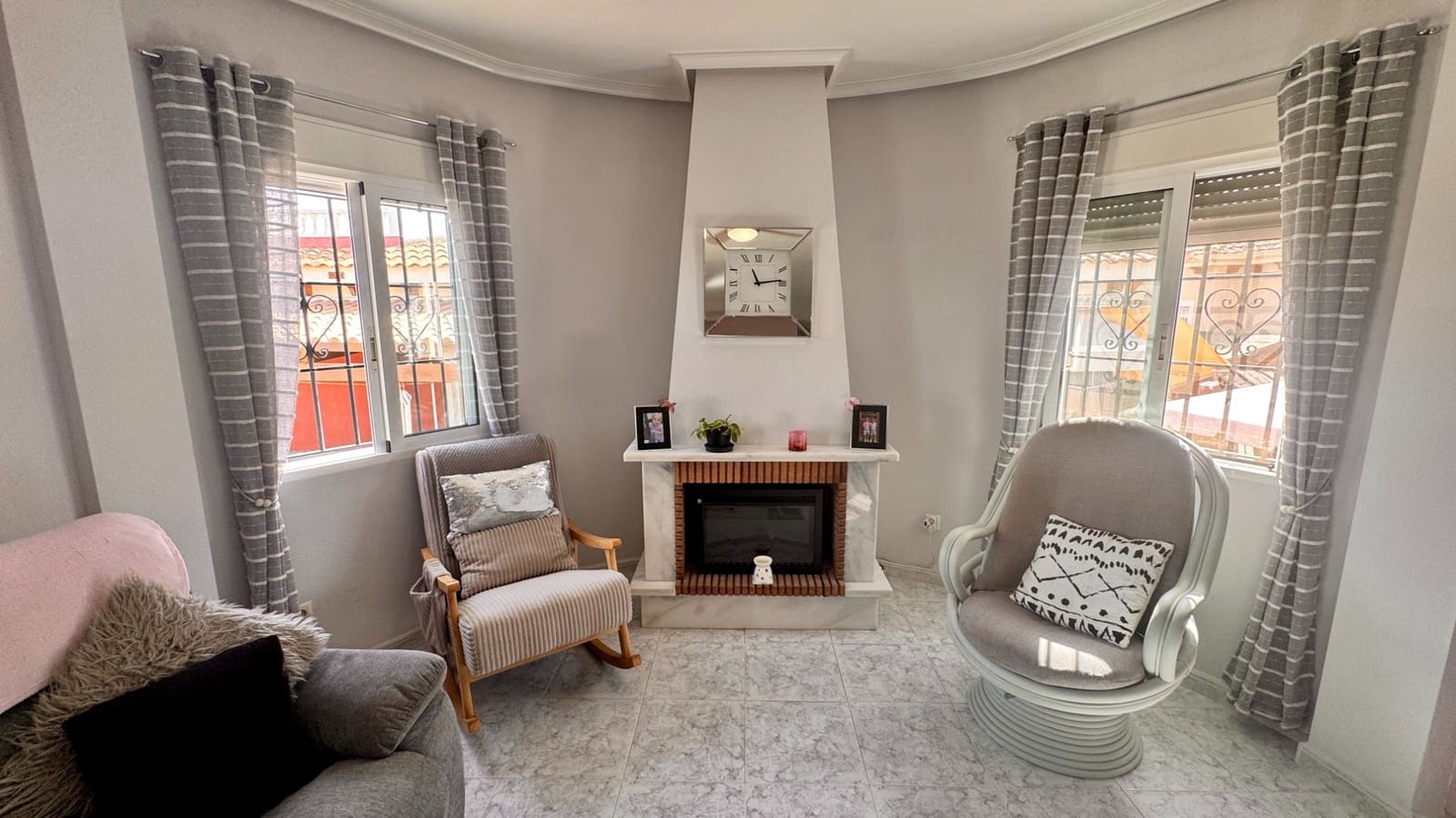 2 slaapkamer Villa te koop in Bigastro met zwembad garage - € 273.000 (Ref: 10037116)