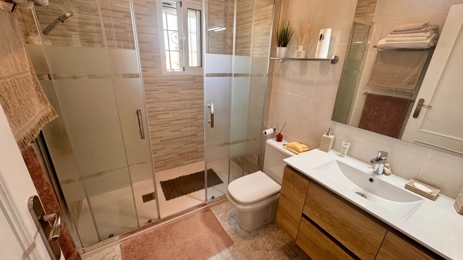 2 slaapkamer Villa te koop in Bigastro met zwembad garage - € 273.000 (Ref: 10037116)