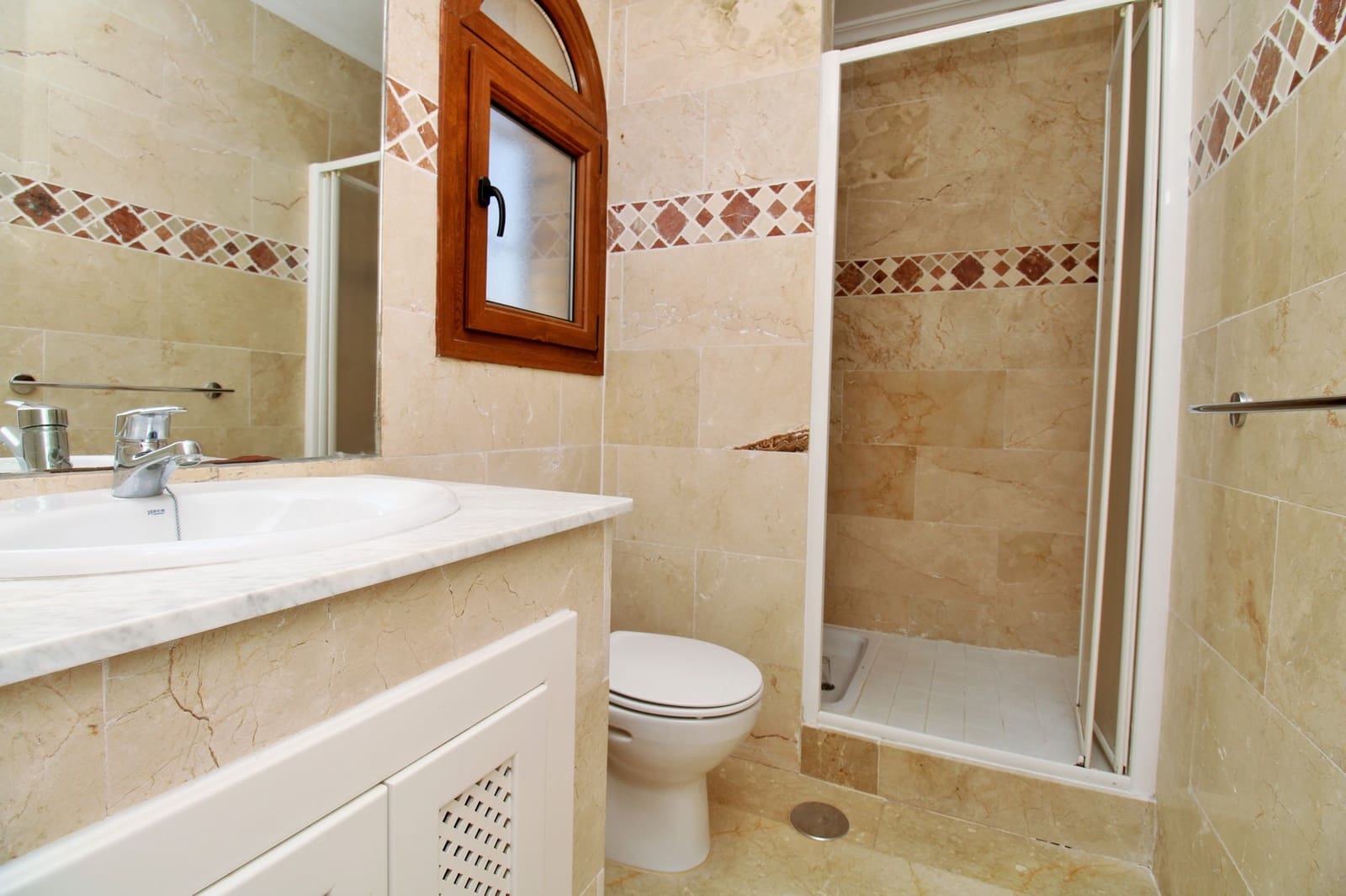 2 chambre Appartement à vendre à Villamartin avec piscine garage - 189 950 € (Ref: 10050007)
