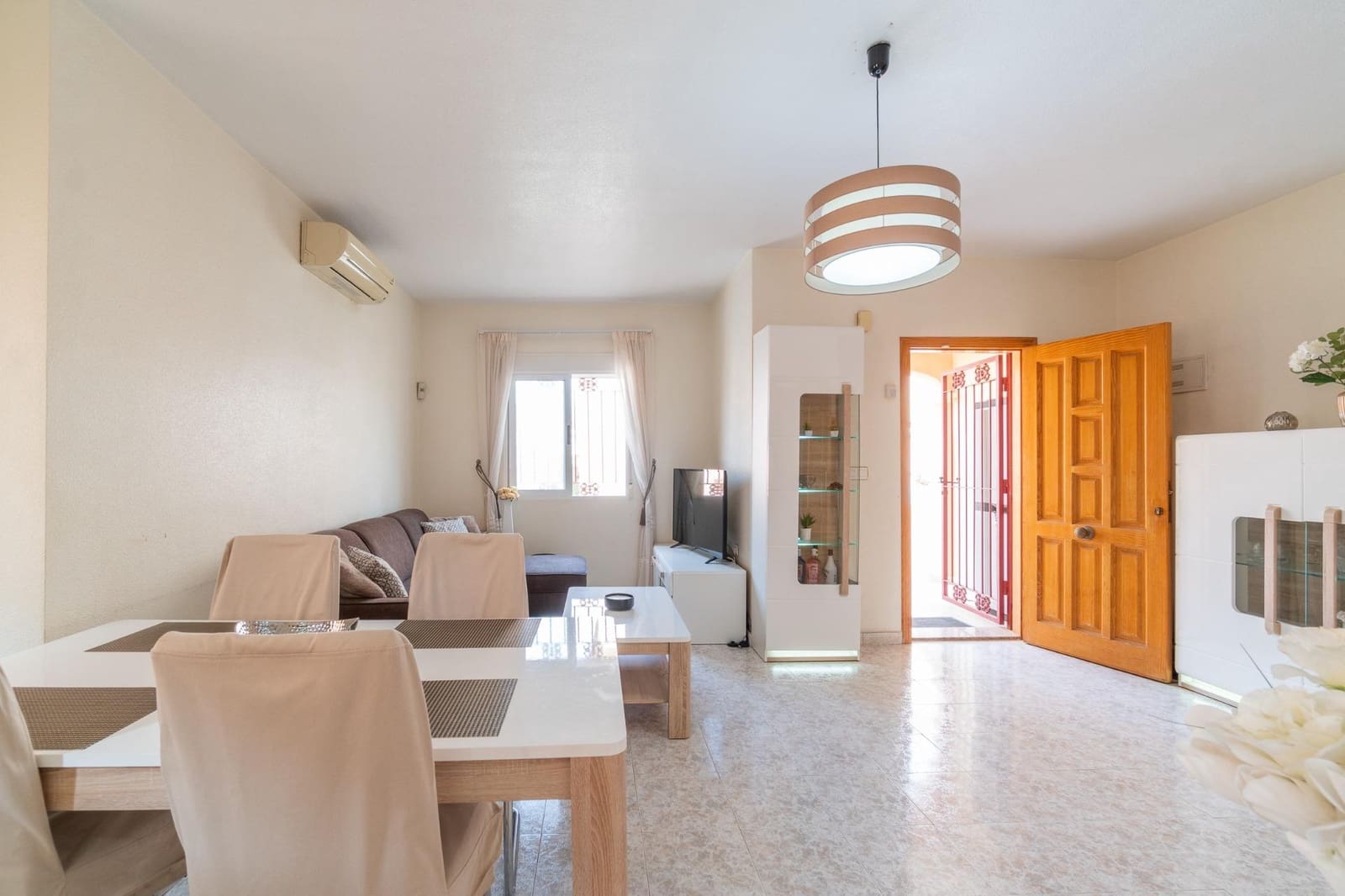 3 bedroom Villa for sale in La Zenia with pool garage - € 225,000 (Ref: 10054866)