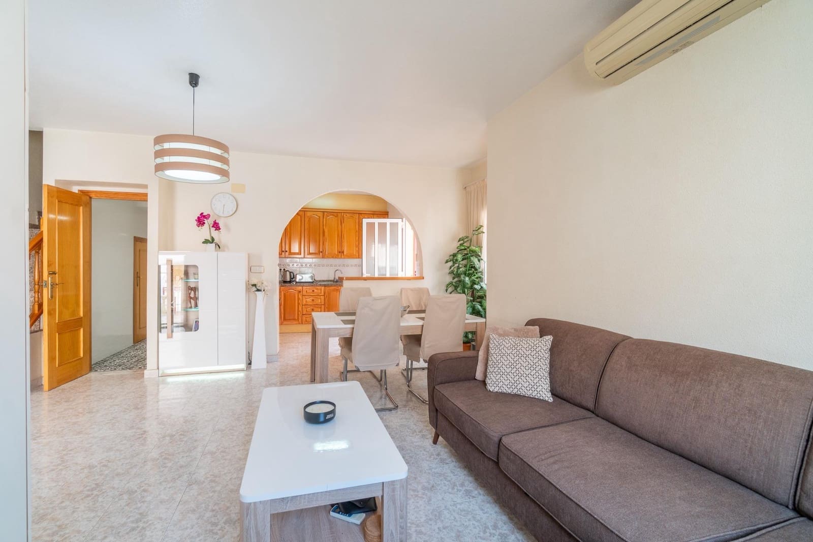 3 bedroom Villa for sale in La Zenia with pool garage - € 225,000 (Ref: 10054866)