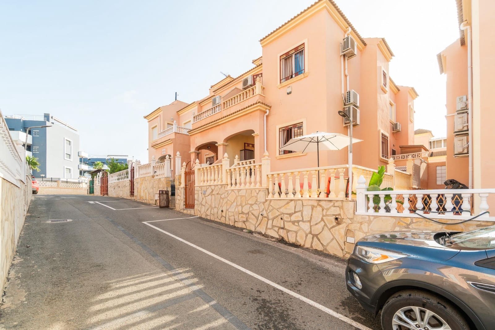 3 bedroom Villa for sale in La Zenia with pool garage - € 225,000 (Ref: 10054866)