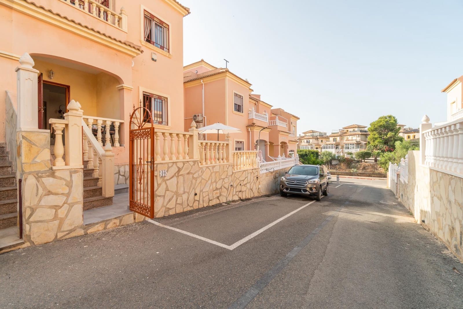 3 bedroom Villa for sale in La Zenia with pool garage - € 225,000 (Ref: 10054866)