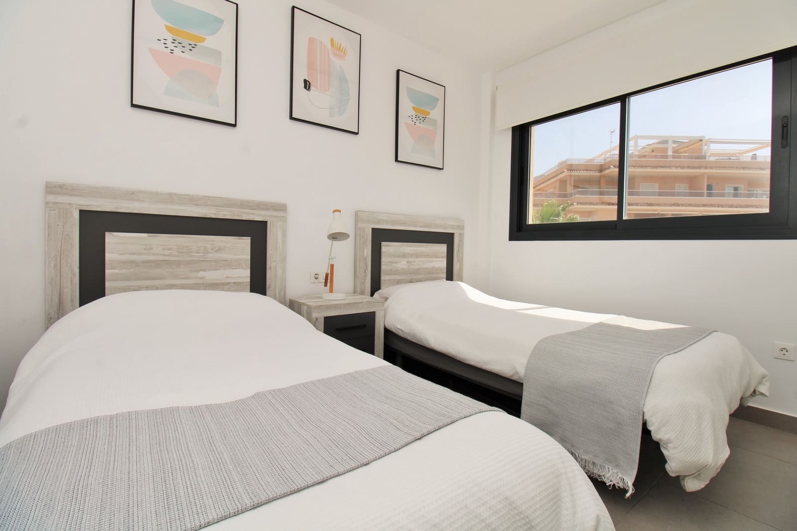 2 Zimmer Apartment zu verkaufen in Villamartin mit Pool Garage - 229.950 € (Ref: 10067256)