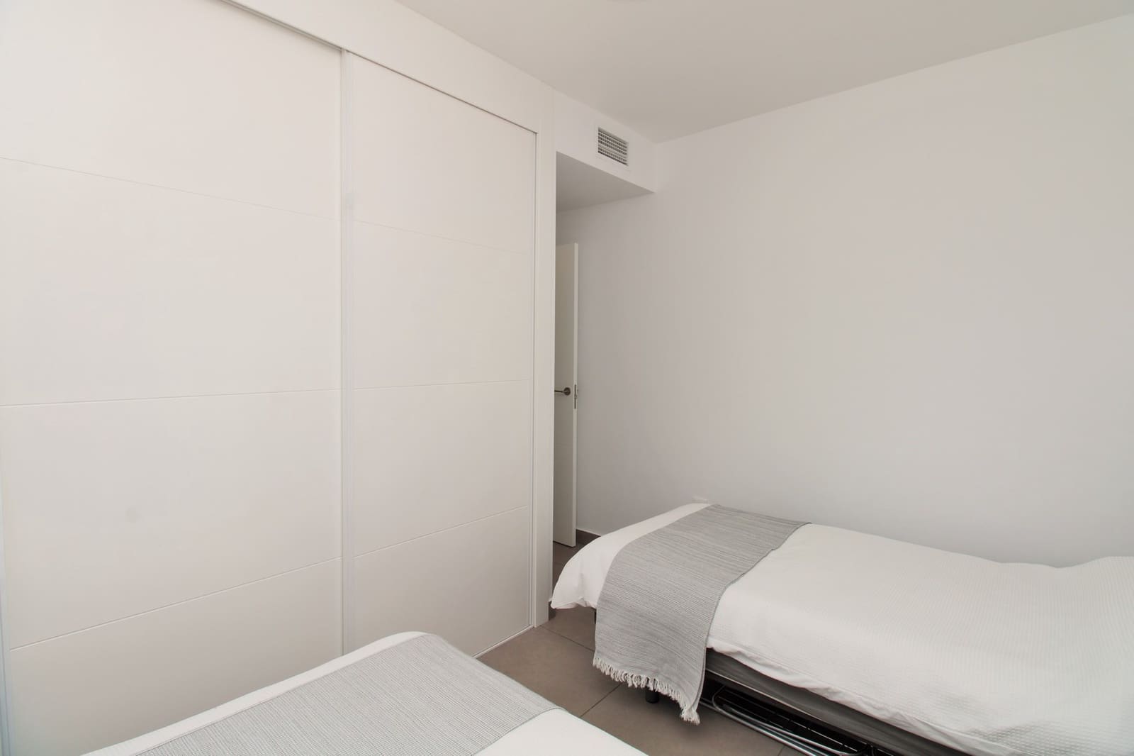 2 Zimmer Apartment zu verkaufen in Villamartin mit Pool Garage - 229.950 € (Ref: 10067256)